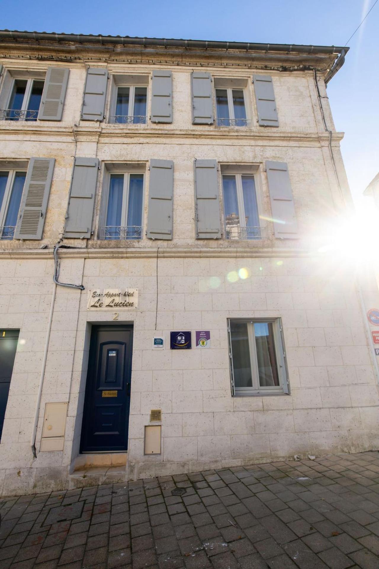 Le Lucien Eco-Appart'Hotel - Angouleme - Centre - Wifi - Parking Prive - Classe 4 Etoiles מראה חיצוני תמונה