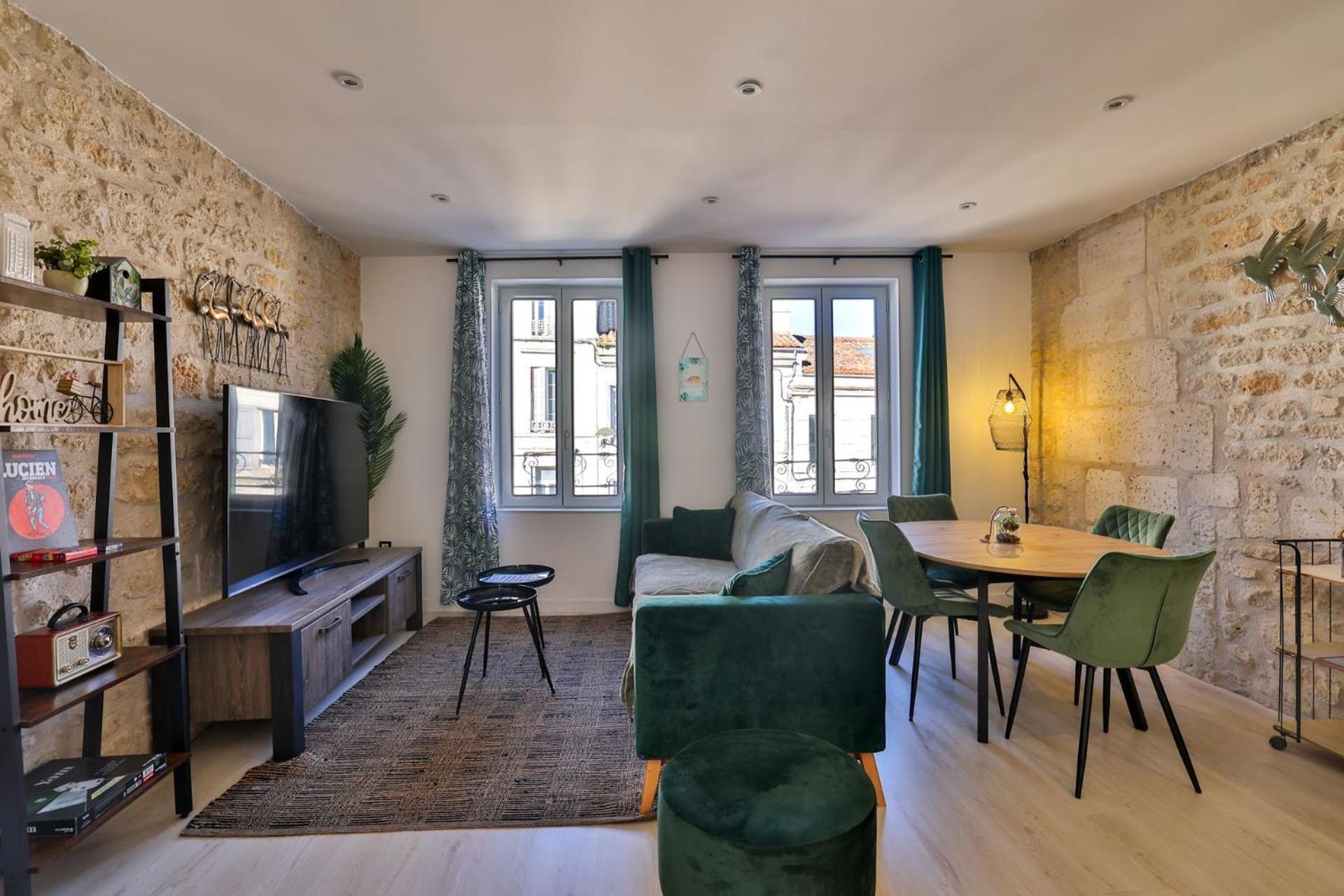 Le Lucien Eco-Appart'Hotel - Angouleme - Centre - Wifi - Parking Prive - Classe 4 Etoiles מראה חיצוני תמונה