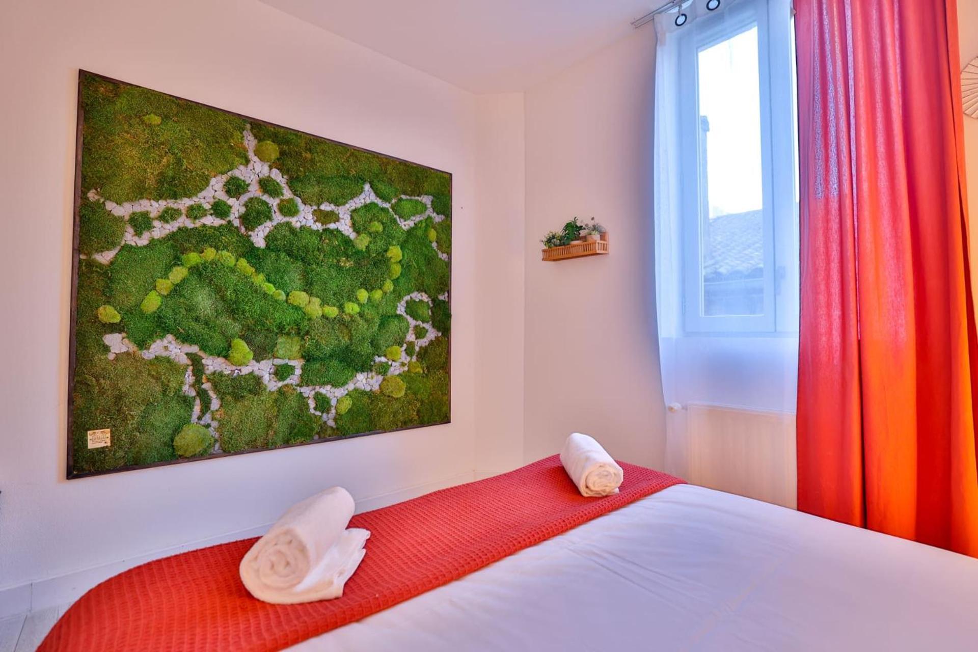 Le Lucien Eco-Appart'Hotel - Angouleme - Centre - Wifi - Parking Prive - Classe 4 Etoiles מראה חיצוני תמונה