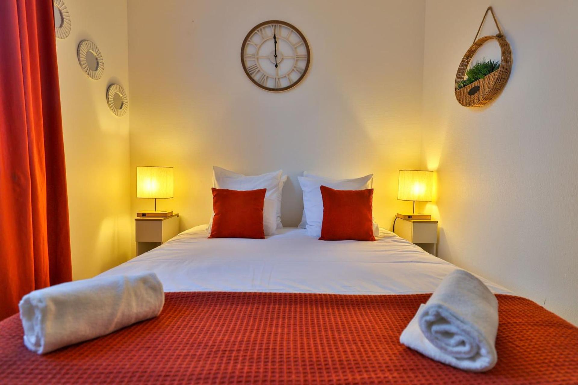 Le Lucien Eco-Appart'Hotel - Angouleme - Centre - Wifi - Parking Prive - Classe 4 Etoiles מראה חיצוני תמונה